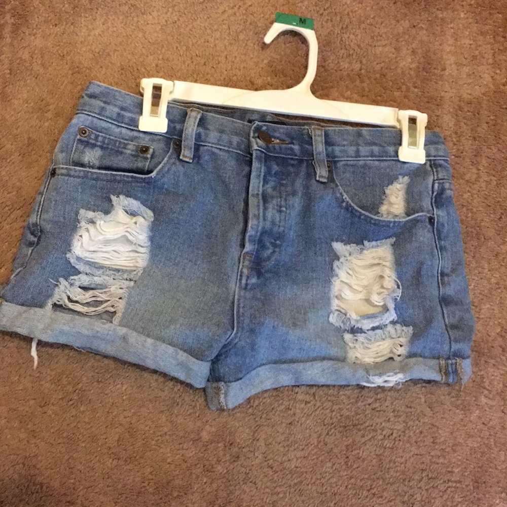 Forever 21 Shorts. Size: 28.